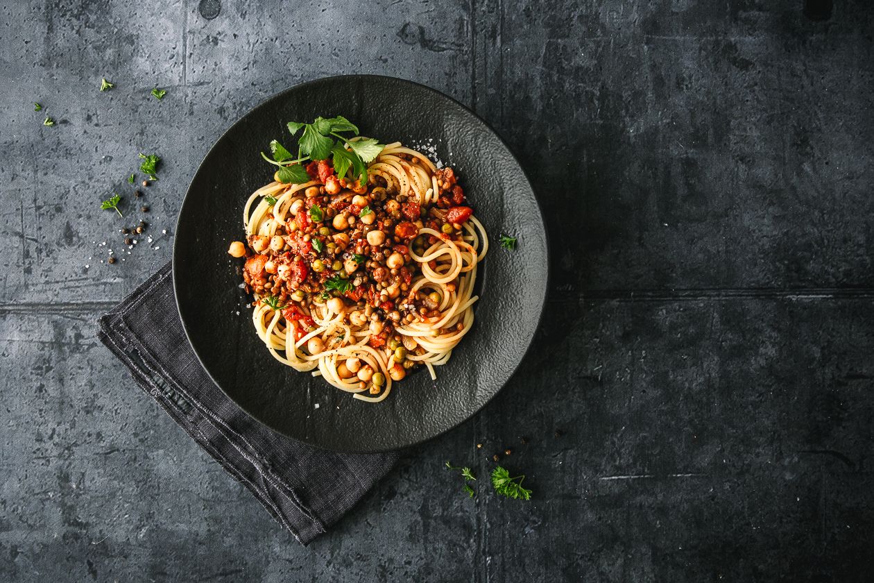 Veggie-Bolognese mit Linsen, Erbsen und Kichererbsen-image