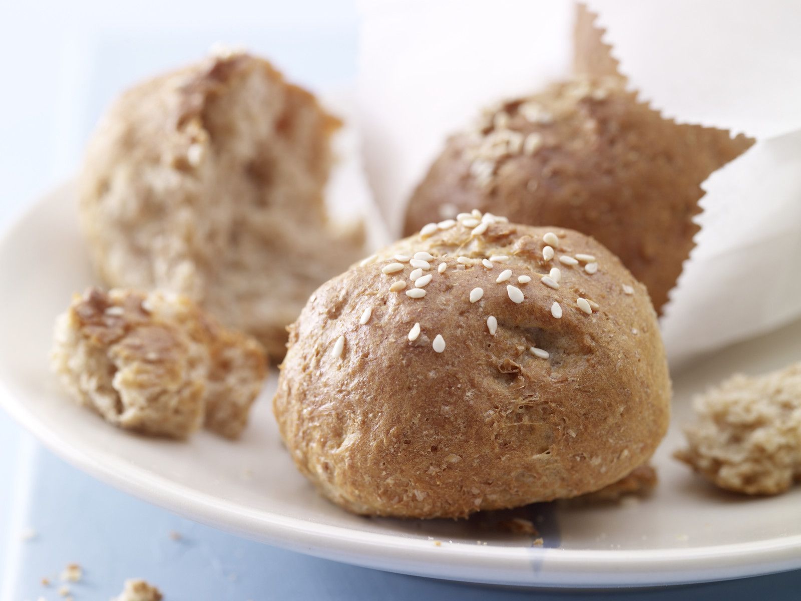 Vollkornbrötchen ohne Hefe Rezept | EAT SMARTER Vollkornbrötchen ohne Hefe Rezept | EAT SMARTER