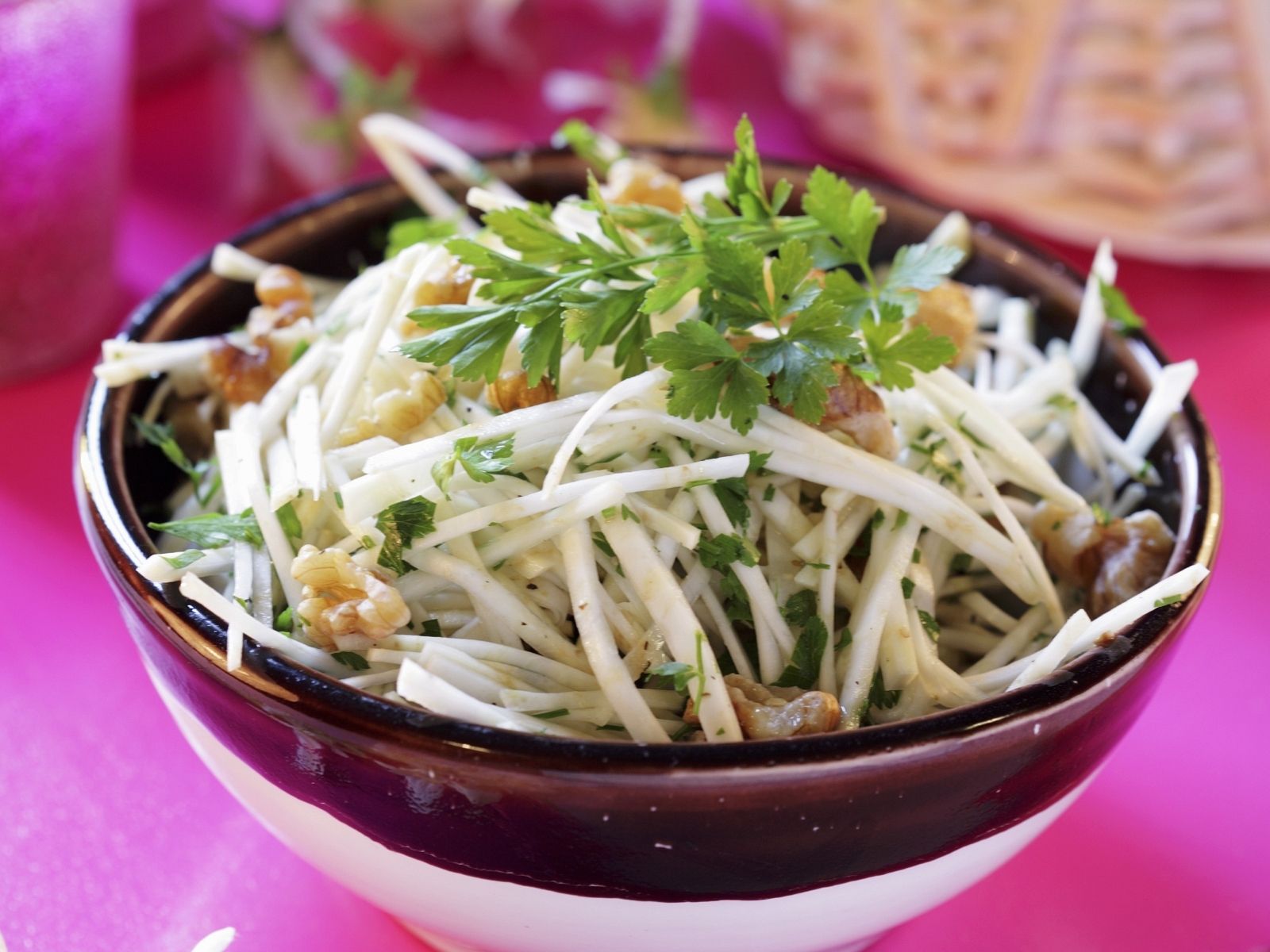 Walnuss-Sellerie-Salat