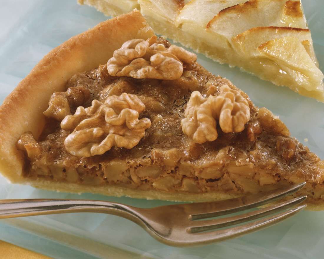 Walnusstarte Rezept | EAT SMARTER