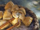 Blätterteigtaschen mit Käse Rezept