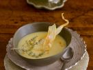 Pastinakensuppe mit Thymian Rezept
