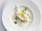 Spargelsuppe mit Ei Rezept